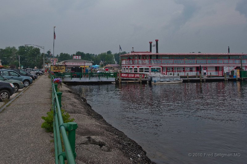 20100805_135602 Nikon D3.jpg - The Songo Queen is a fixture at Naples Causeway